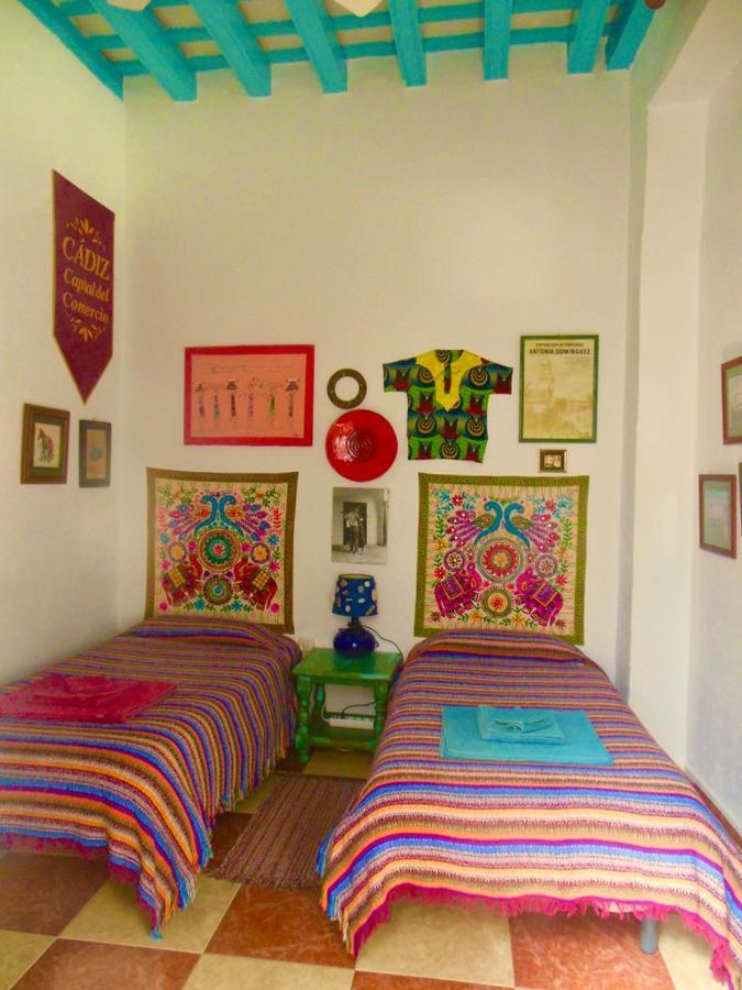 Habitaciones La Pepa Cadiz Exterior photo